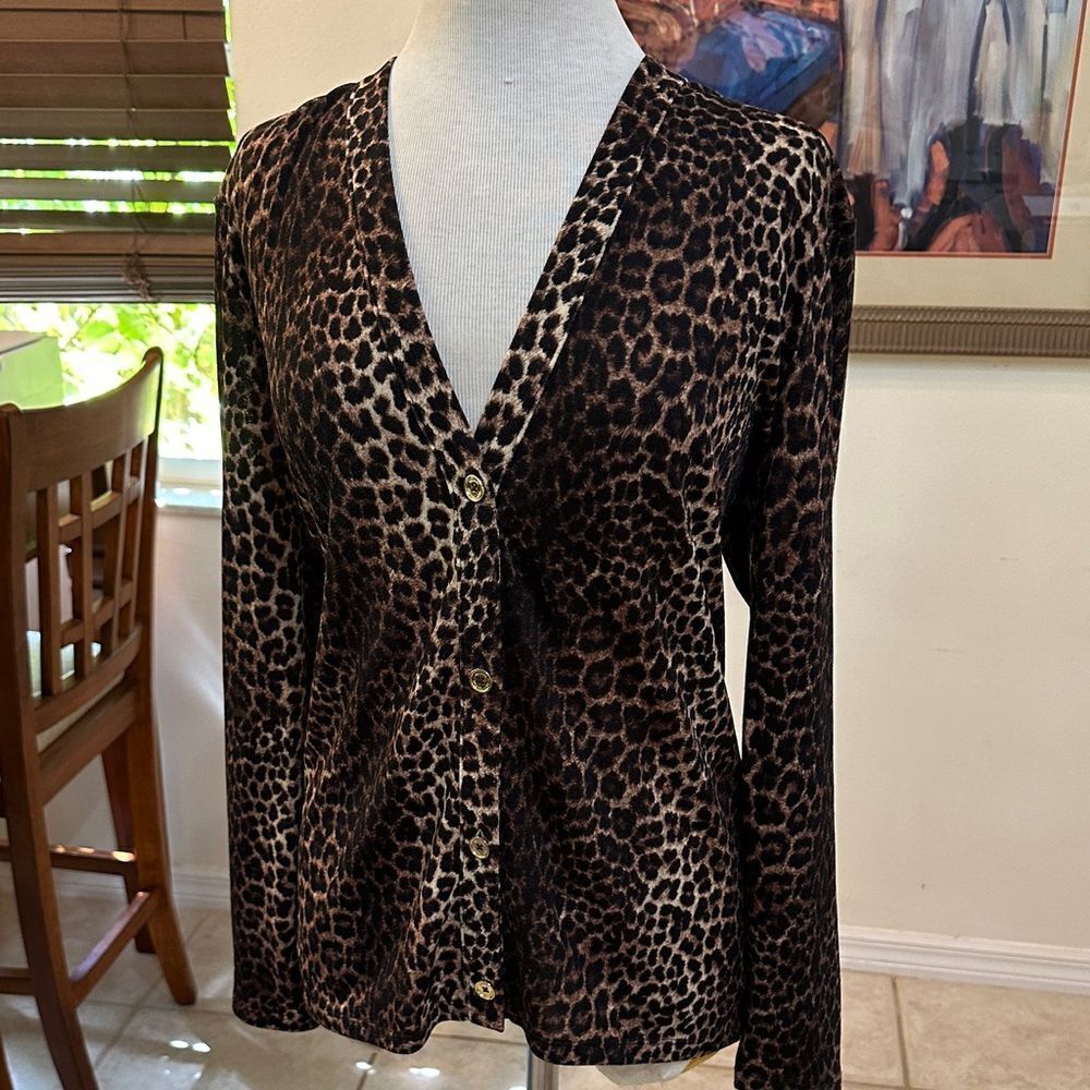 Michael Kors Leopard Print Button Down Cardigan w/Gold Buttons Size Medium - Picture 7 of 12